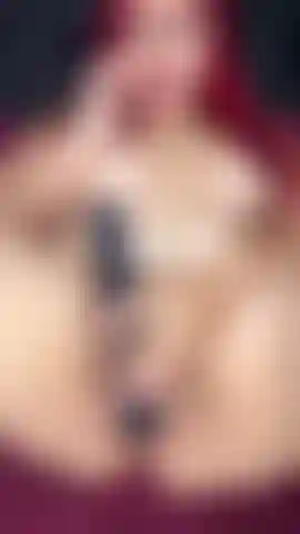 Look how my domi makes my pussy vibrate, omg it's so delicious