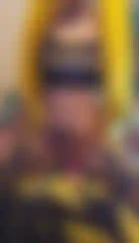 watch me ride this big pink toy