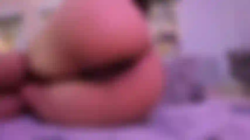 big pussy lips + anus close up, so wet