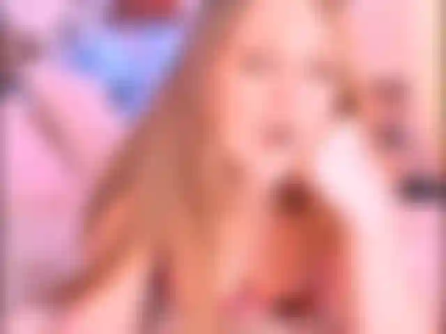 getting off from strangers teasing my juicy pussy