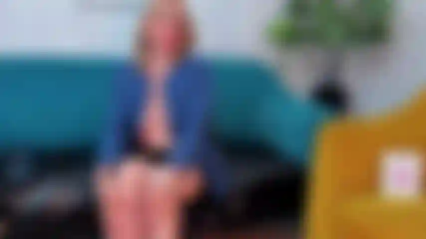 masturbating_while_I_suck_him