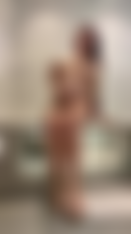 38 weeks preggo showing off my naked body in the