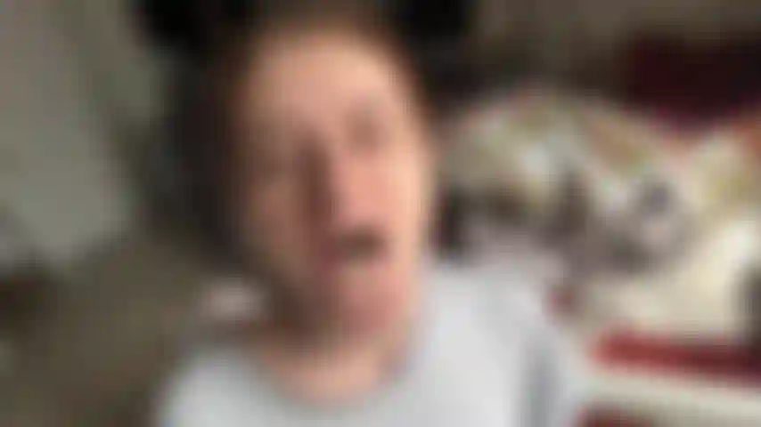 Cum on my tongue please!