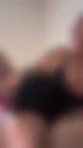 Close up pussy play 😝