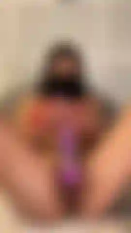 Using a Vibrator Wand Till I Cum