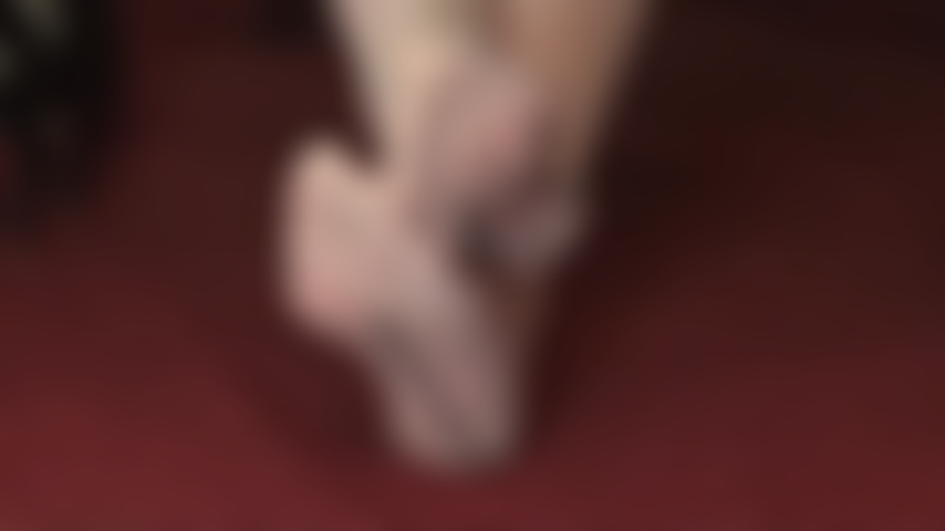 Seamed stocking toes, so sheer - Beautifully seamed ivory stockings are a visual delight for every footboy.