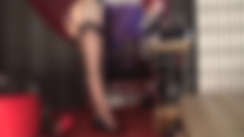 Mistress has her gloved hands, her high heels and her nylon-clad ass all over your cock. Can you handle the tease in vintage seamed nylons?