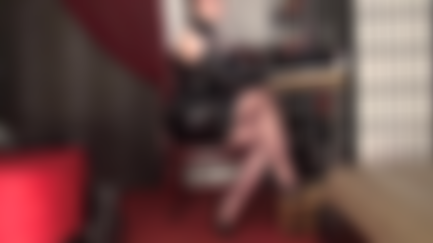 Mistress vivian entices you to stroke for her perfect round pantyhose-clad ass and and wide hips.