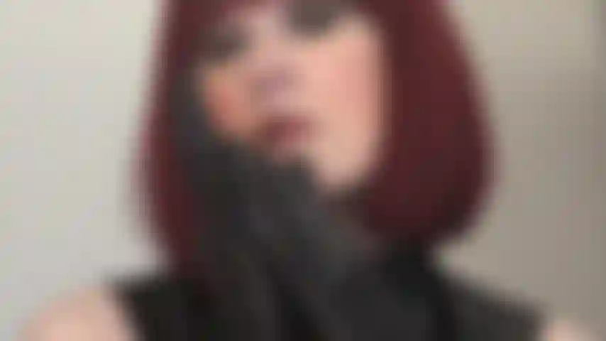 Leather gloves fetish - mistress vivian wears a pair of elbow length soft black leather gloves to tease and torture you with.