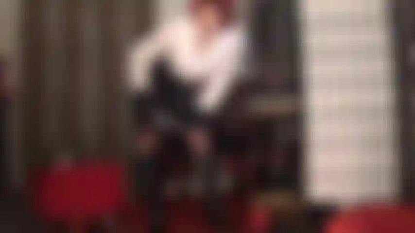 Pvc skirt worship - while the focus in on the pvc skirt, mistress vivian will make you fall in love with her boots, leather gloves and beautiful white blouse, too.