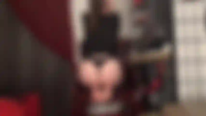 Adore the perfection that is mistress vivian's bare ass and feet.