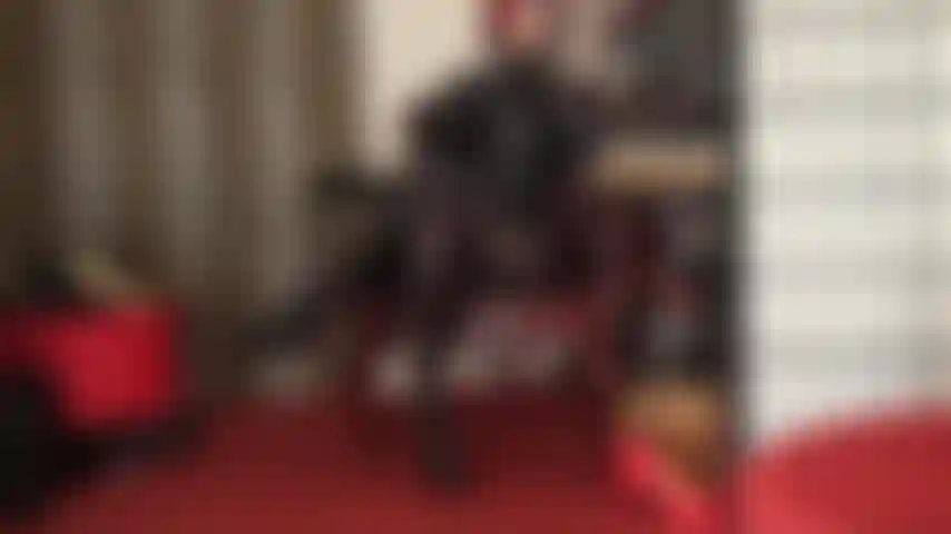 Under mistress vivian's shiny spell - shiny black clothes are your greatest weakness. The pvc reflecting the light, the boot heel swinging up and down... Mistress' subtle and sensual movements have you mesmerized.