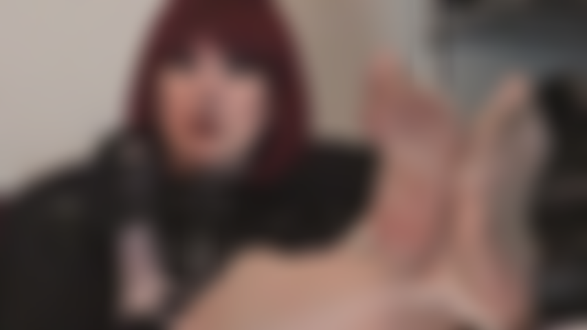 Foot fetish - stroke yourself with my fragrant pantyhose soles on your nose.