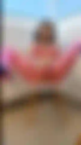 Crotchless pantyhose dildo  squirt