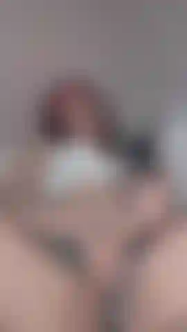 Phone Sex With Long Distance Boyfriend. Super hot. Dildo. Blowjob. Squirt. "Cum inside me".  You have to see this.
