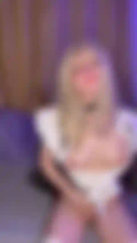 annie boobs and tease