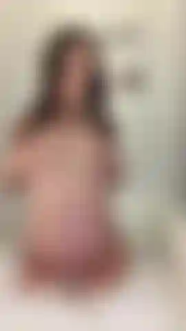 33weeks in the bathtub naked 🩷