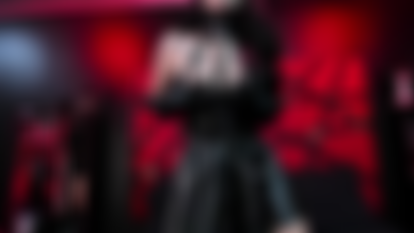 Youre here to worship, not touch.