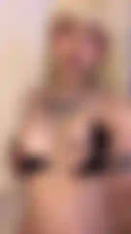 Lets play with my tits