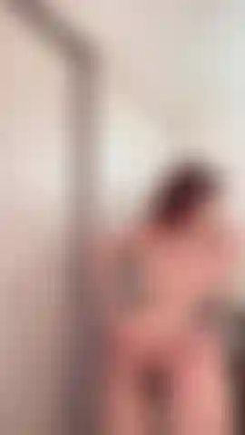 wanna see a little flash of my asshole