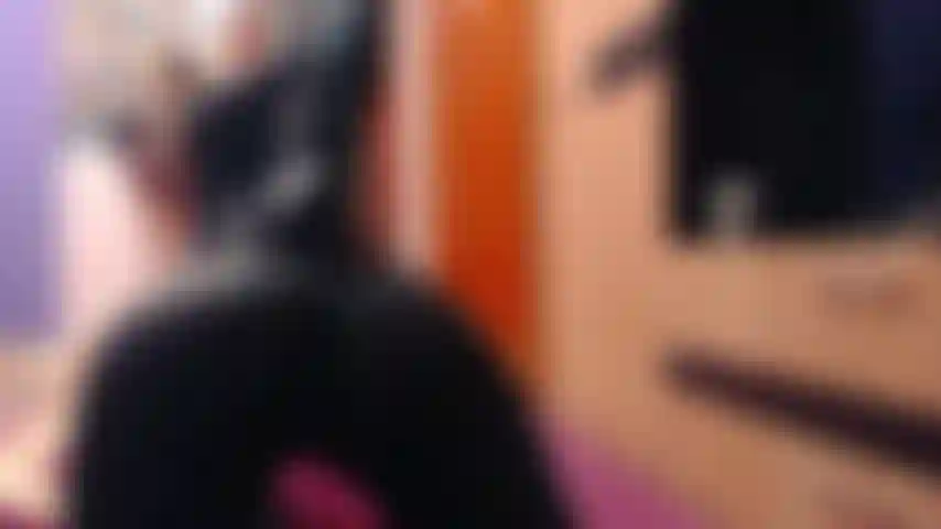 latex kitty sucking you in pov