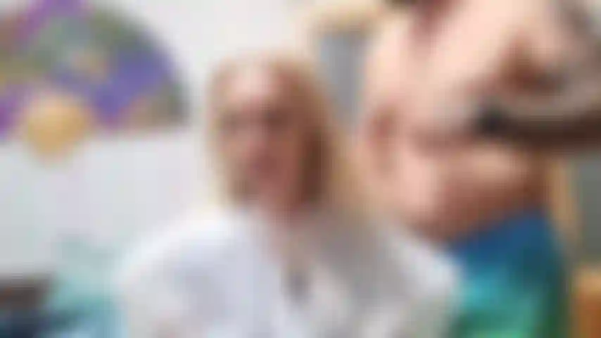 plastic fetish, hair colouring