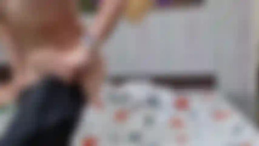 tease you with my ass in nylon wind pants
