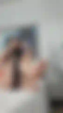 Putting my stockings on, for U