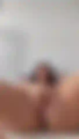 sexxy latina and horny