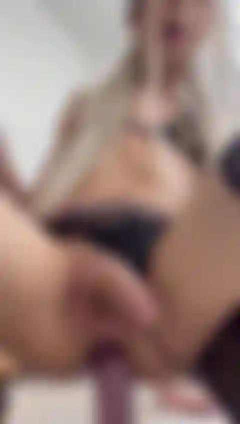 I give myself a delicious fuck with my dildo