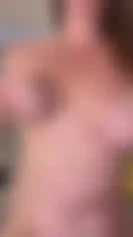 Come watch my boobs bounce like I’m riding you 💋