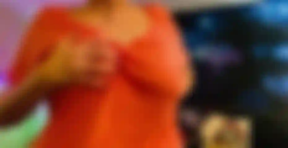 Oiling my soft titties!