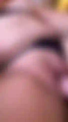 Niki’s tight pussy, taking a dildo close-up
