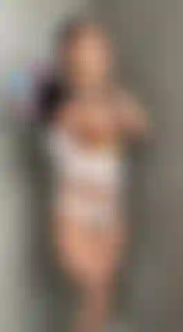 Hot orgasm in the shower