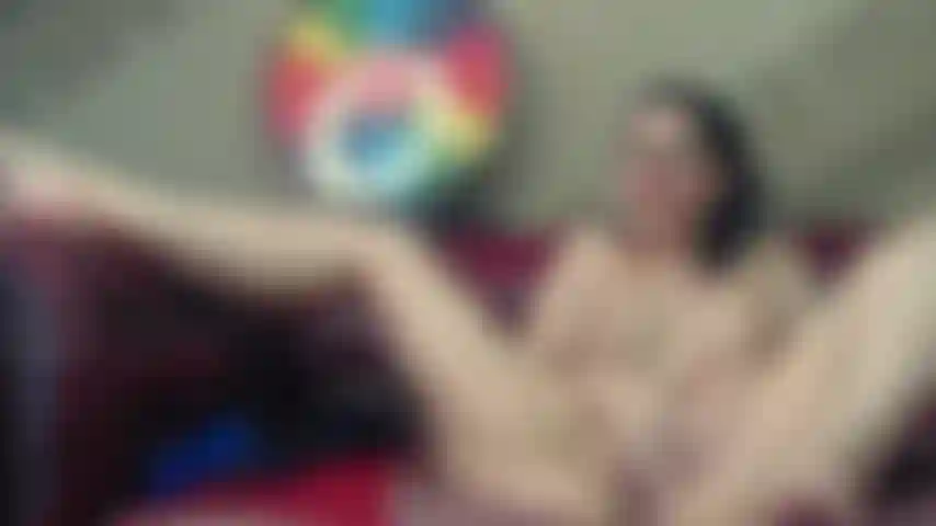 Private show masturbating live