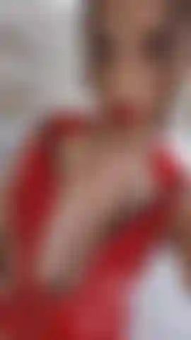 Red latex- releave boobs