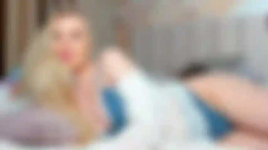 strip, shaking my hot ass, drive u crazy