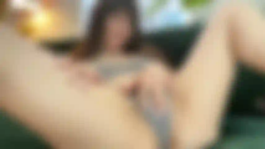 JOI WITH CUM COUNTDOWN-I want you to cum with me! Let's watch each other get off. I encourage you to stroke while I vibe my swollen clit. We build ourselves up and when we're both close, I count us down to cum. I have an intense pulsating orgasm.