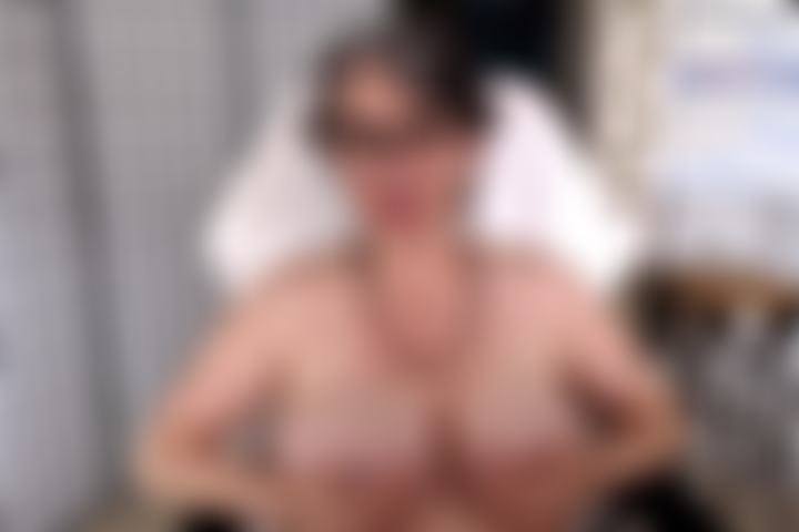 i take off several bras and then put new ones on.. boobies out natural 36 H-J size bras