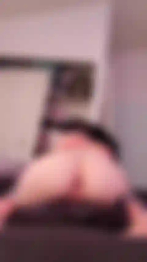 Shaking my ass after gaping my asshole