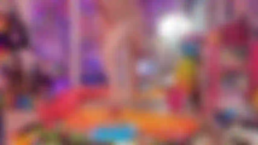 Sploshed Like A Smerf Cake Sit + Stomping!