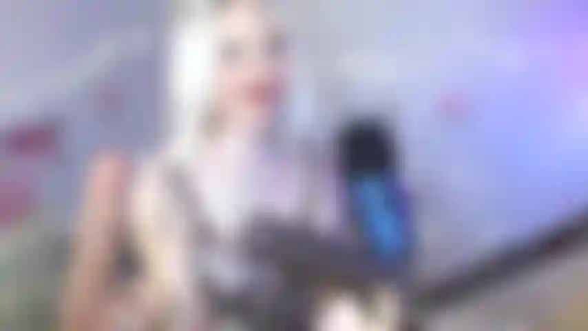 Comparing deepthroating on my bwc dildo vs my bbc dildo.