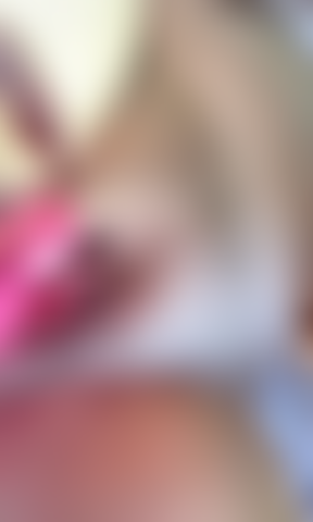 Pregnant making myself squirt - its creamy!