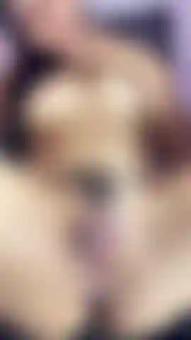 Dirty play with my fingers in my clitoris