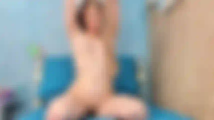 Robin Ass vibing in Panty Hose.  I was able to be convinced in to filling my ass with the Lush Vibe. When you make it this fun, I want to be convinced again, Bonus those long legs and all that ass in panty hose.