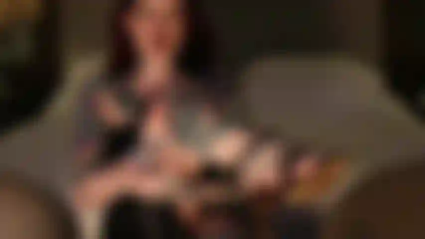 pussy free losers like you don't deserve to fuck me, so all you can do is worship my pretty heels and feet, lick and sniff them all over, stroke to them instead- that's all you're getting!