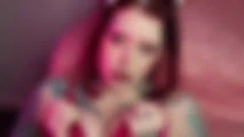 You're bored of your girlfriend/wife, aren't you? You try so hard to be loyal, but my sexy superiority makes you cheat and submit to me every single time. I love making you worship me behind her back, stealing you away from her. Ruining that so called 'perfect' relationship with my cruel homewrecking. You make it way too easy to ruin you!