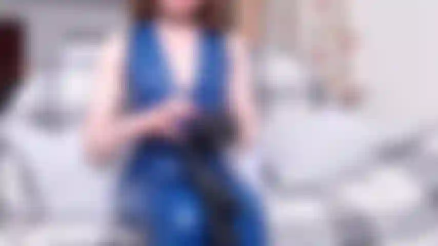 Nightshade latex wristglove HJJOI, blue latex leggings & tight latex waistcoat top I put on my latex wrist gloves for your (dildo) hand job JOI. Hear my british accent, latex glove noises as I talk you through your strokes to your countdown cum.