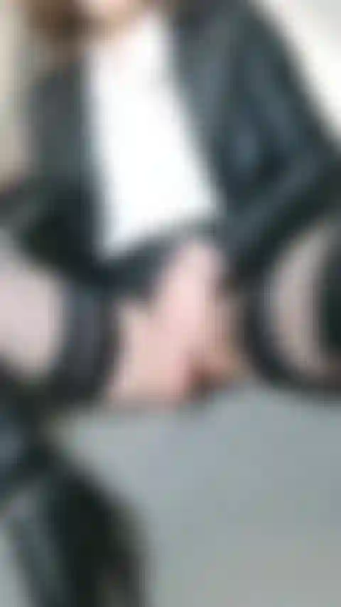 Weekend rock chick leather thigh boots, white shirt, leather skirt & jacket, open legs pussy play fingering & glass dildoin stairwell.