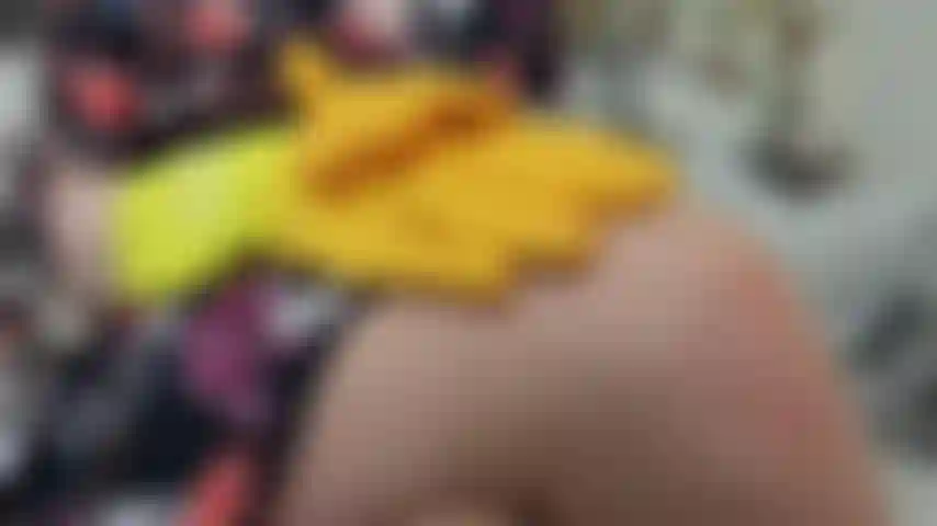 Marigold Orgasm in my 50s retro dress I lift skirt, contrast seam stockings finger myself to orgasm wearing Marigold wash-up gloves - see my pussy get pinker & wetter until I climax. Finish showing camera my pussy juices on gloves.